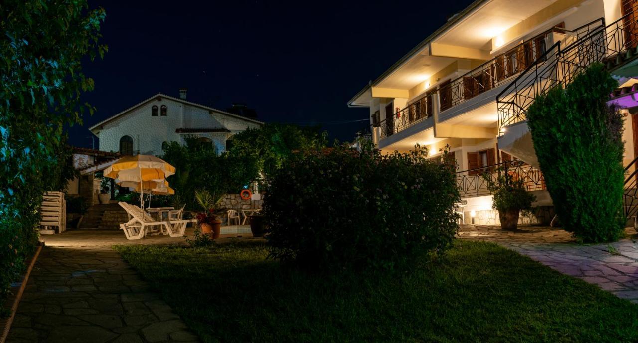 Hotel Sarikas Polychrono Eksteriør billede