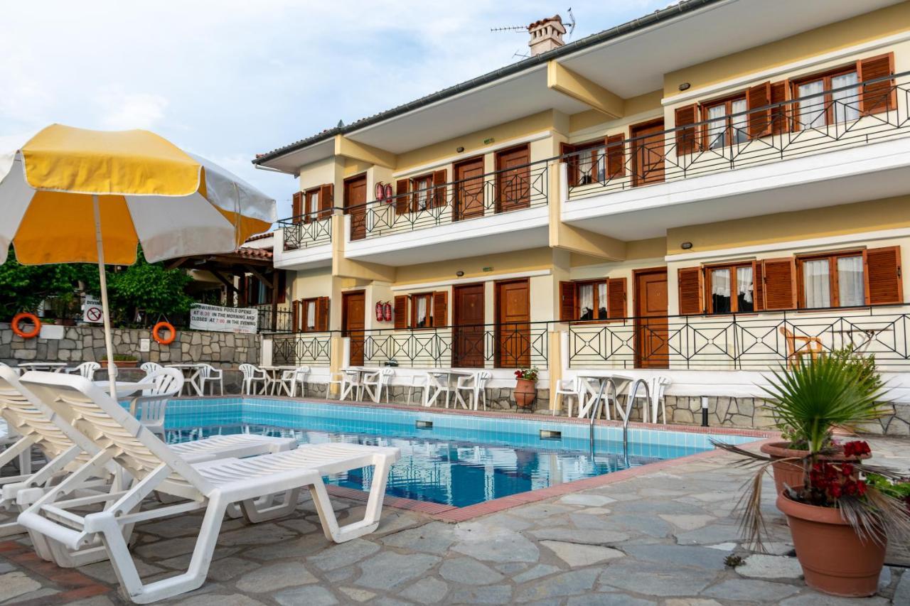 Hotel Sarikas Polychrono Eksteriør billede
